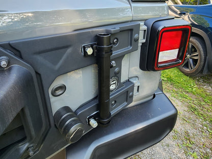 RedRock Tailgate Mounted Flag and Antenna Holder (18-25 Jeep Wrangler JL)