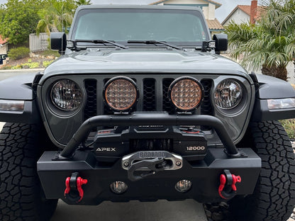 Jeep Licensed by RedRock Stubby Front Winch Bumper with Jeep Logo (20-25 Jeep Gladiator JT)