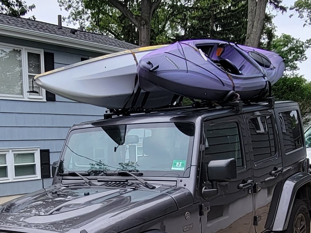 Jeep Licensed by RedRock Two Bar Removable Roof Rack with Jeep Logo (07-18 Jeep Wrangler JK 4-Door)