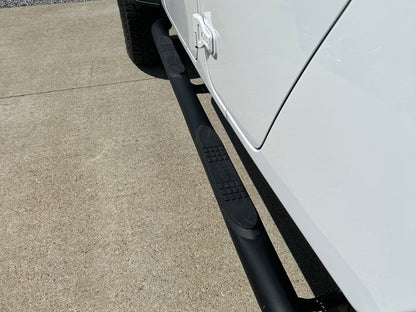 Jeep Licensed by RedRock 3-Inch Round Side Step Bars with Jeep Logo; Textured Black (20-25 Jeep Gladiator JT)