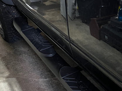 RedRock 5-Inch Oval Bent End Side Step Bars; Black (21-25 Bronco 4-Door)