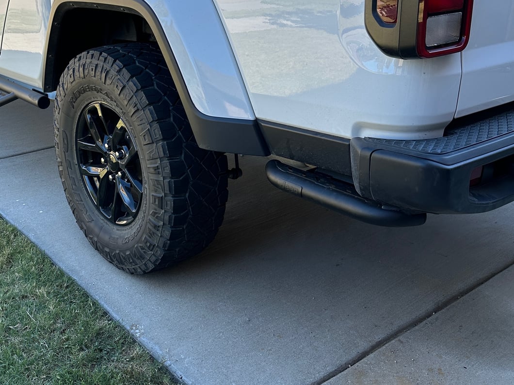 Jeep Licensed by RedRock Bed Side Rock Rails with Jeep Logo (20-25 Jeep Gladiator JT)