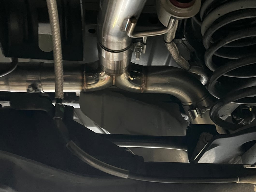 RedRock Dual Exhaust System with Polished Tips; Rear Exit (20-25 3.6L Jeep Gladiator JT)