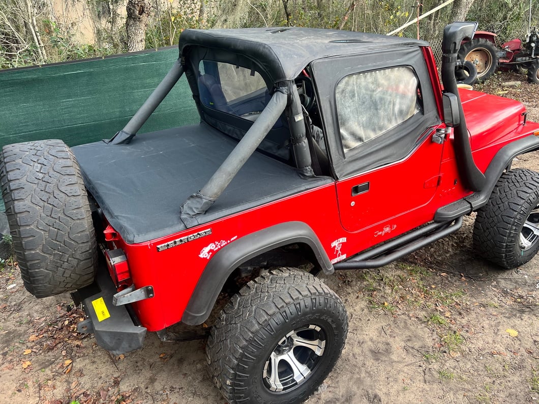 RedRock Tonneau Cover; Black Denim (76-91 Jeep C7 & Wrangler YJ)