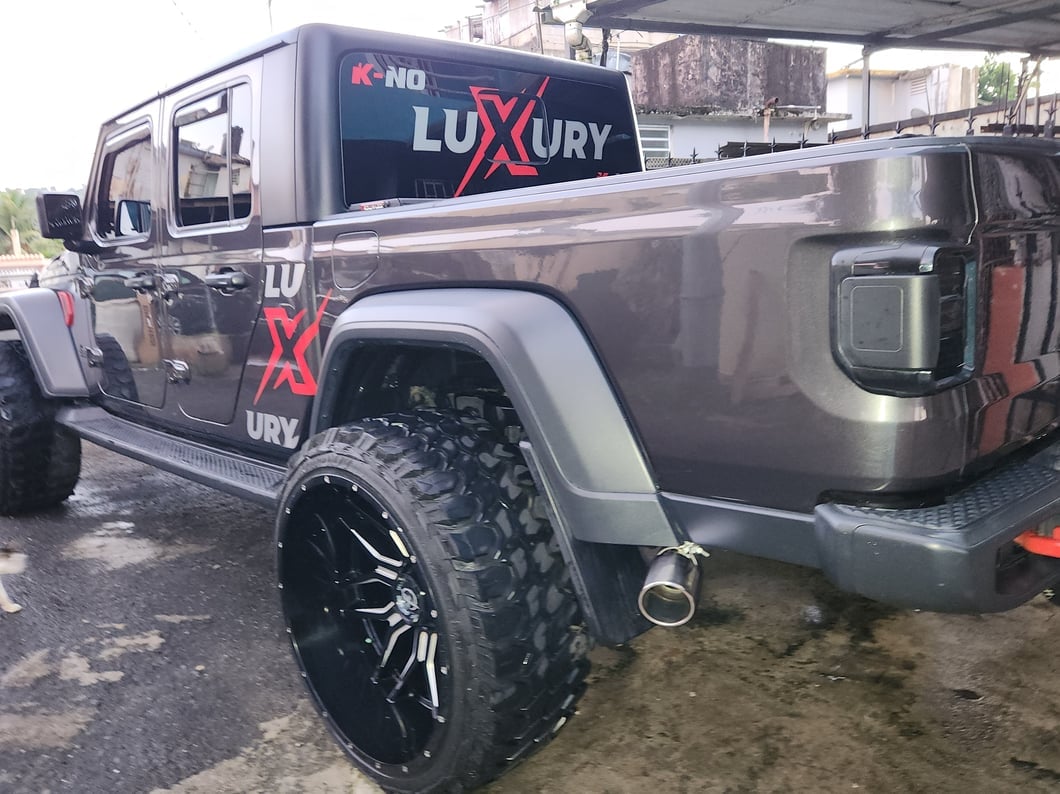 RedRock Dual Exhaust System with Polished Tips; Side Exit (20-25 3.6L Jeep Gladiator JT)