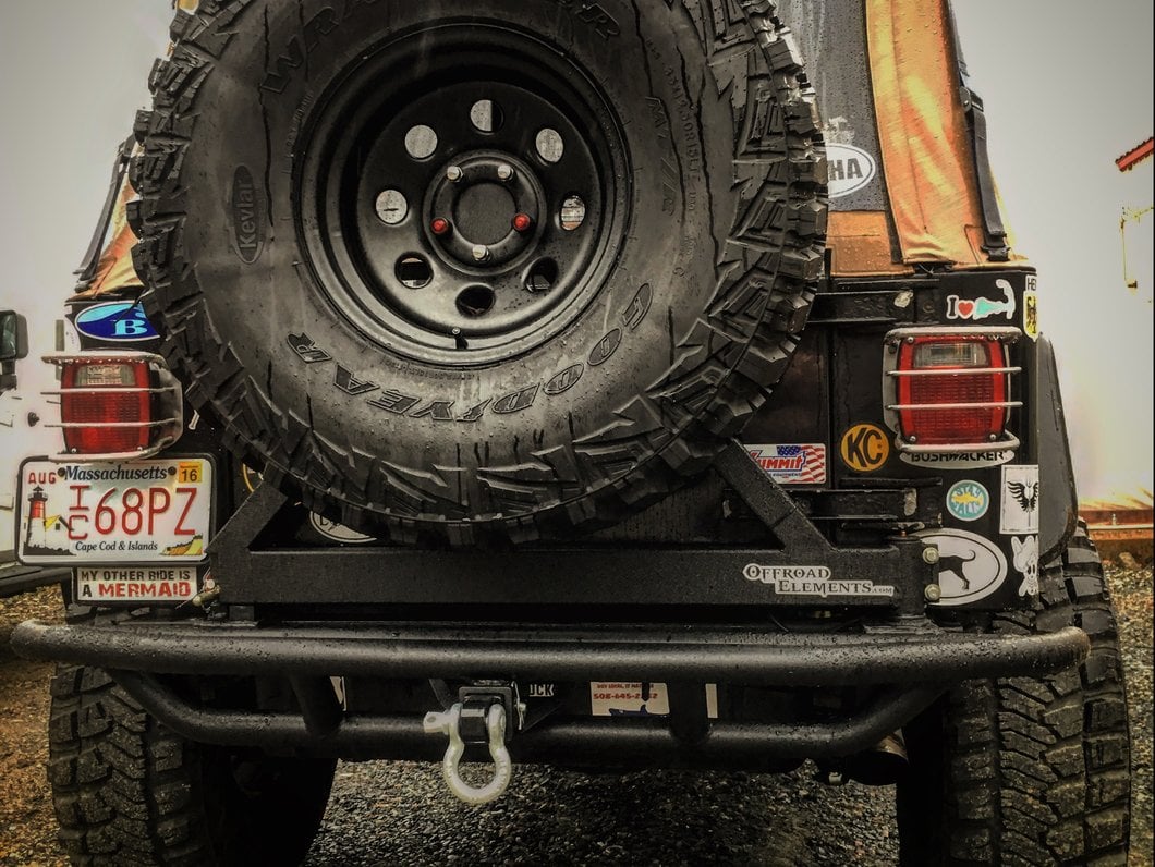 RedRock Tubular Rock Crawler Rear Bumper with Tire Carrier; Textured Black (97-06 Jeep Wrangler TJ)