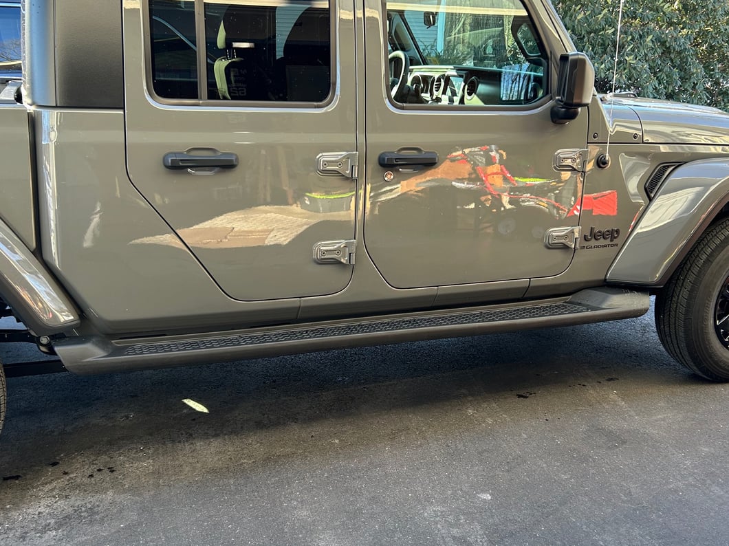 RedRock Molded ABS OE Style Side Step Bars (20-25 Jeep Gladiator JT)