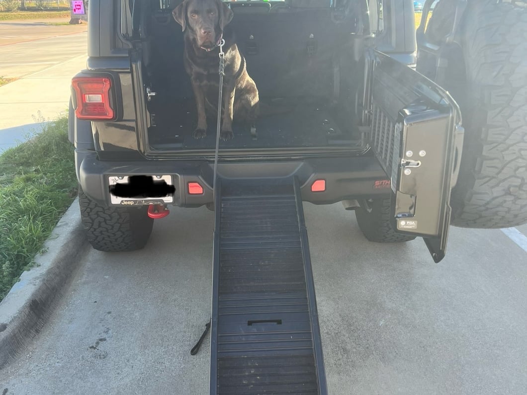 RedRock Easy-Fold Pet Ramp (Universal; Some Adaptation May Be Required)