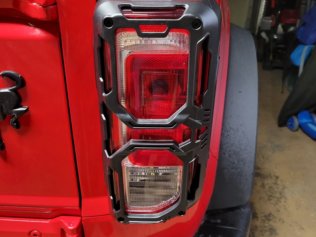 RedRock Tail Light Guards; Matte Black (21-25 Bronco, Excluding Raptor)