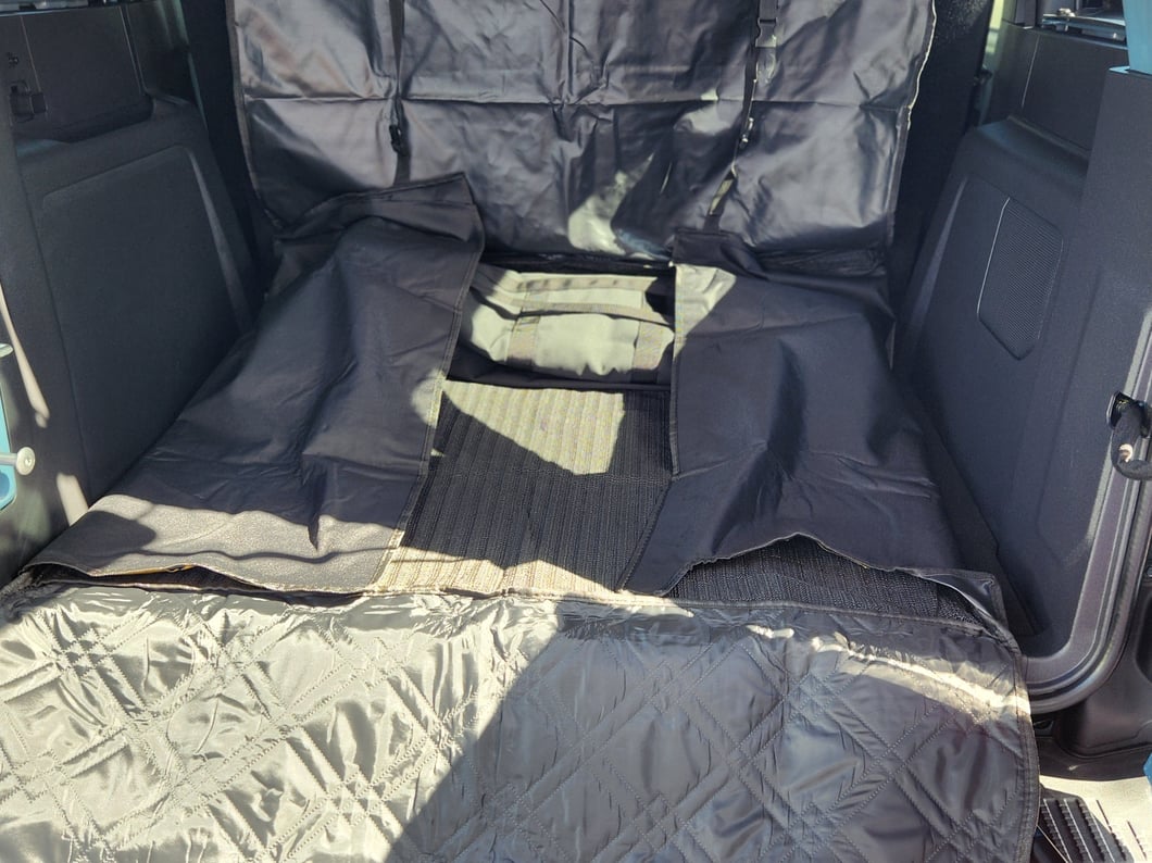 RedRock Cargo Pet Mat (21-25 Bronco 4-Door)
