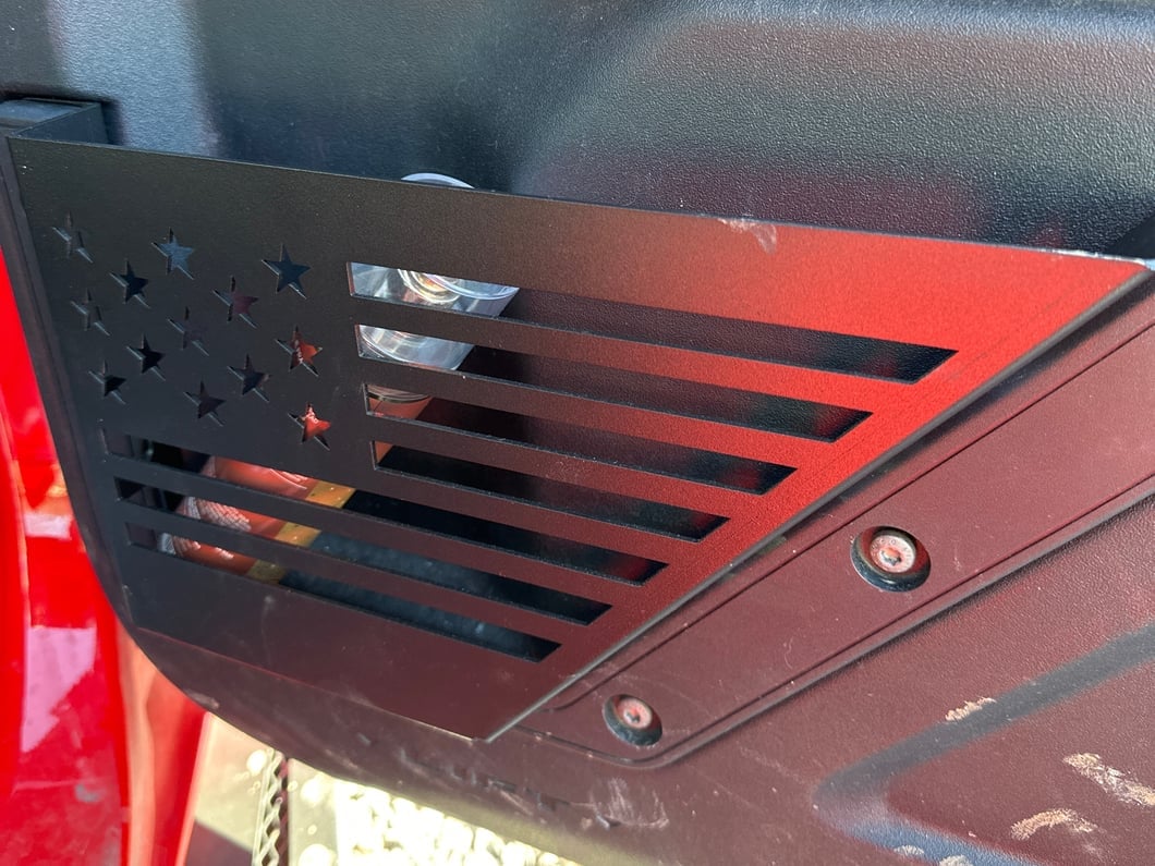 RedRock Aluminum Front Door Storage Panel with Flag Cutout (21-25 Bronco)