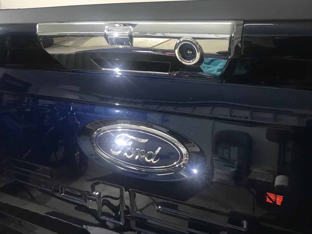 RedRock Tailgate Handle Cover; Chrome (21-25 F-150 w/ Power Fold-Down Tailgate)