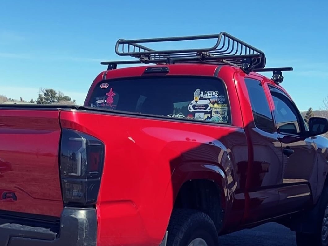 RedRock Cross Bar Roof Rack; Black; 60-Inch (16-18 Tacoma)
