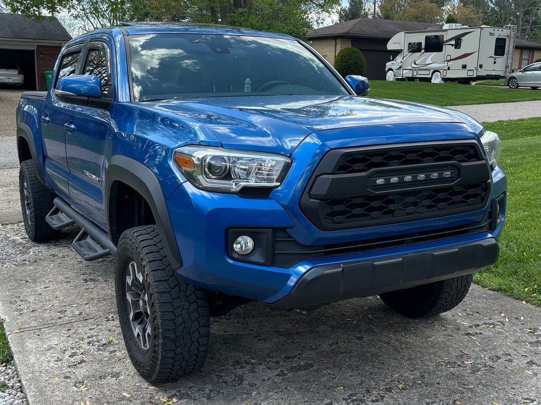 RedRock Baja Mesh Upper Replacement Grille with LED Off-Road Lighting; Matte Black (16-23 Tacoma)