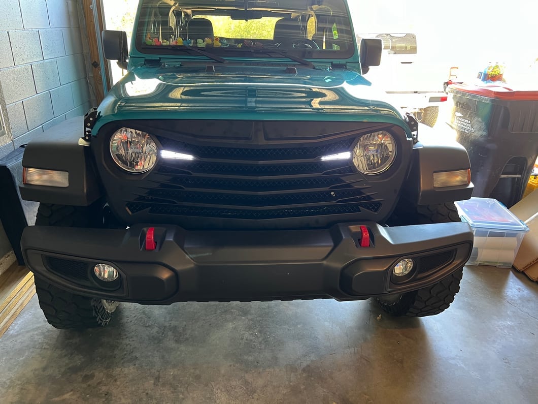 RedRock Tomahawk Grille with LED Lighting (18-25 Jeep Wrangler JL)