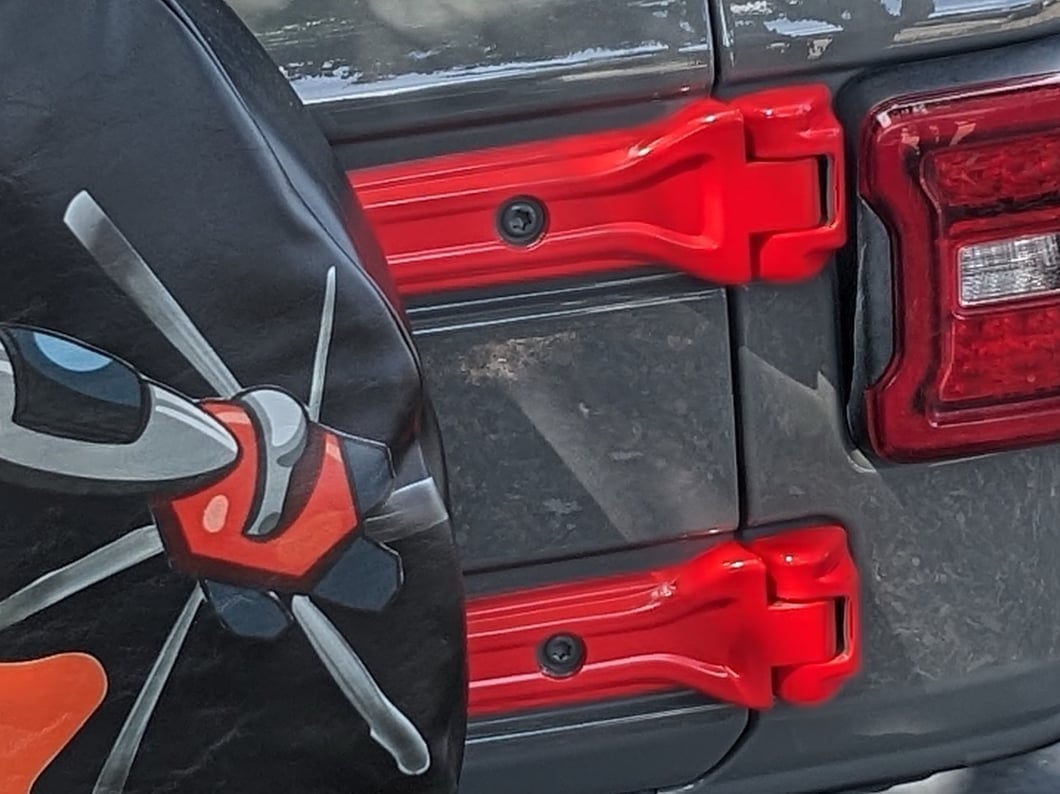 RedRock Tailgate Hinge Cover Kit; Red (18-25 Jeep Wrangler JL)