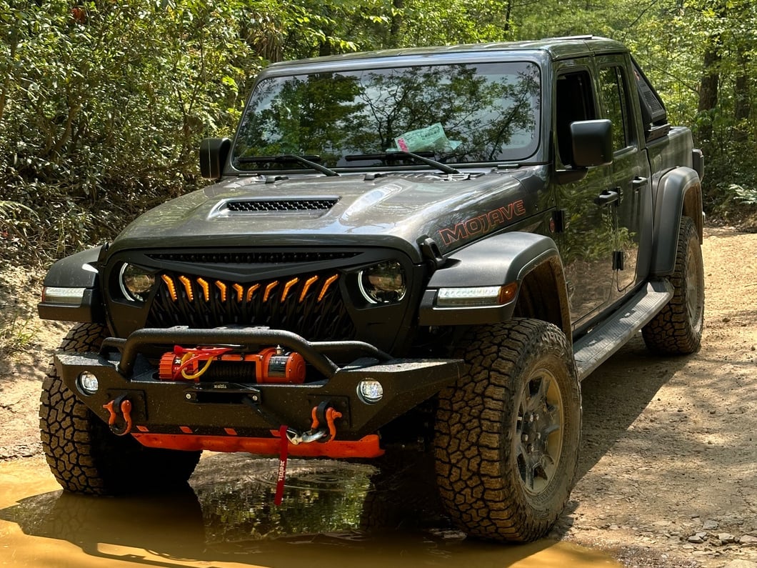 RedRock Torch Grille (20-25 Jeep Gladiator JT w/o TrailCam)