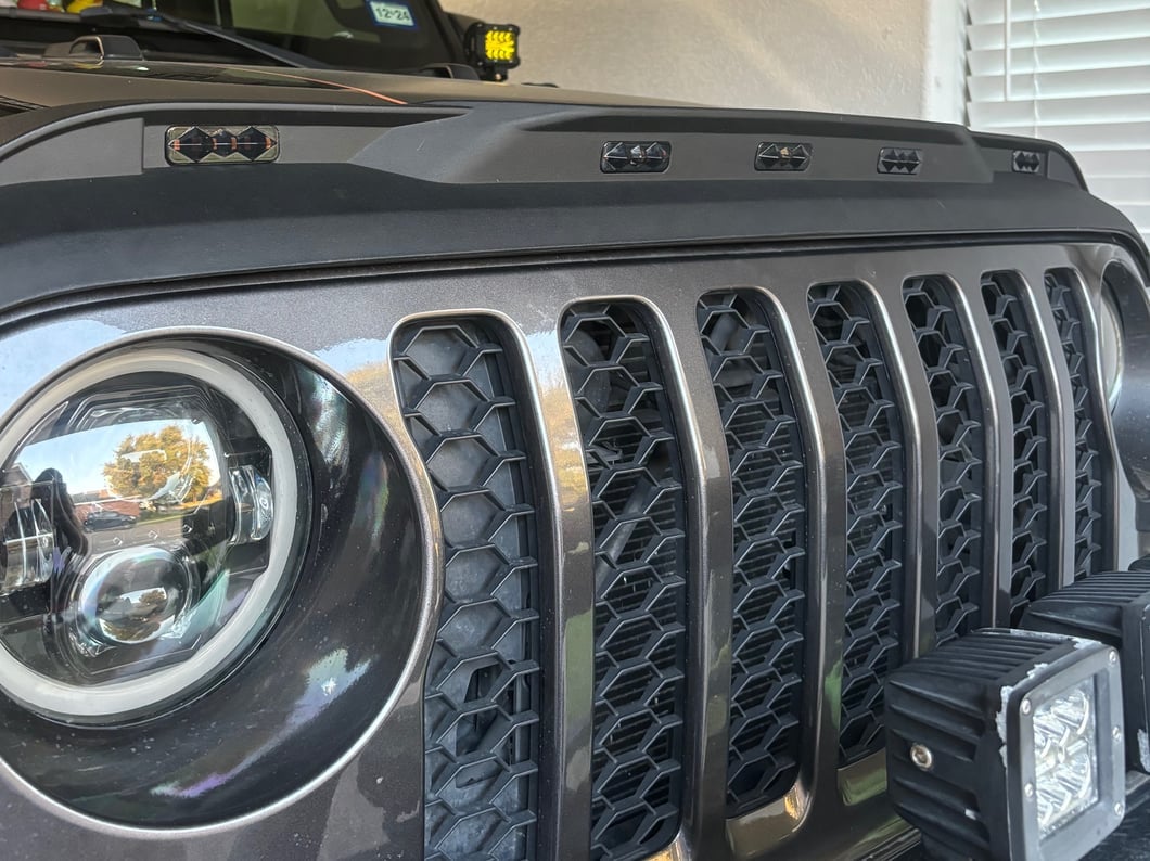 RedRock Hood Guard with LED Lighting (20-25 Jeep Gladiator JT, Excluding Mojave)