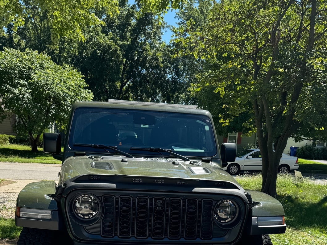 RedRock Hood Guard with LED Lighting (18-25 Jeep Wrangler JL, Excluding Rubicon 392)