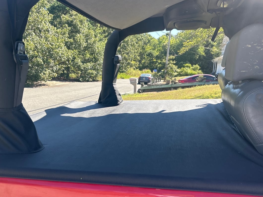 RedRock Tonneau Cover; Black Diamond (07-18 Jeep Wrangler JK 2-Door)