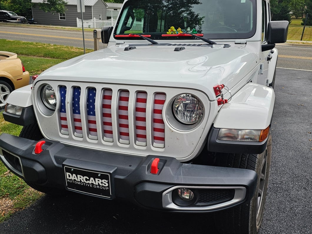 RedRock Grille Insert; Old Glory (20-25 Jeep Gladiator JT w/o TrailCam)