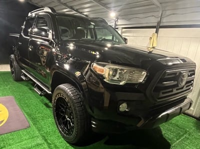 RedRock Baja Mesh Upper Replacement Grille with LED Off-Road Lighting; Matte Black (16-23 Tacoma)