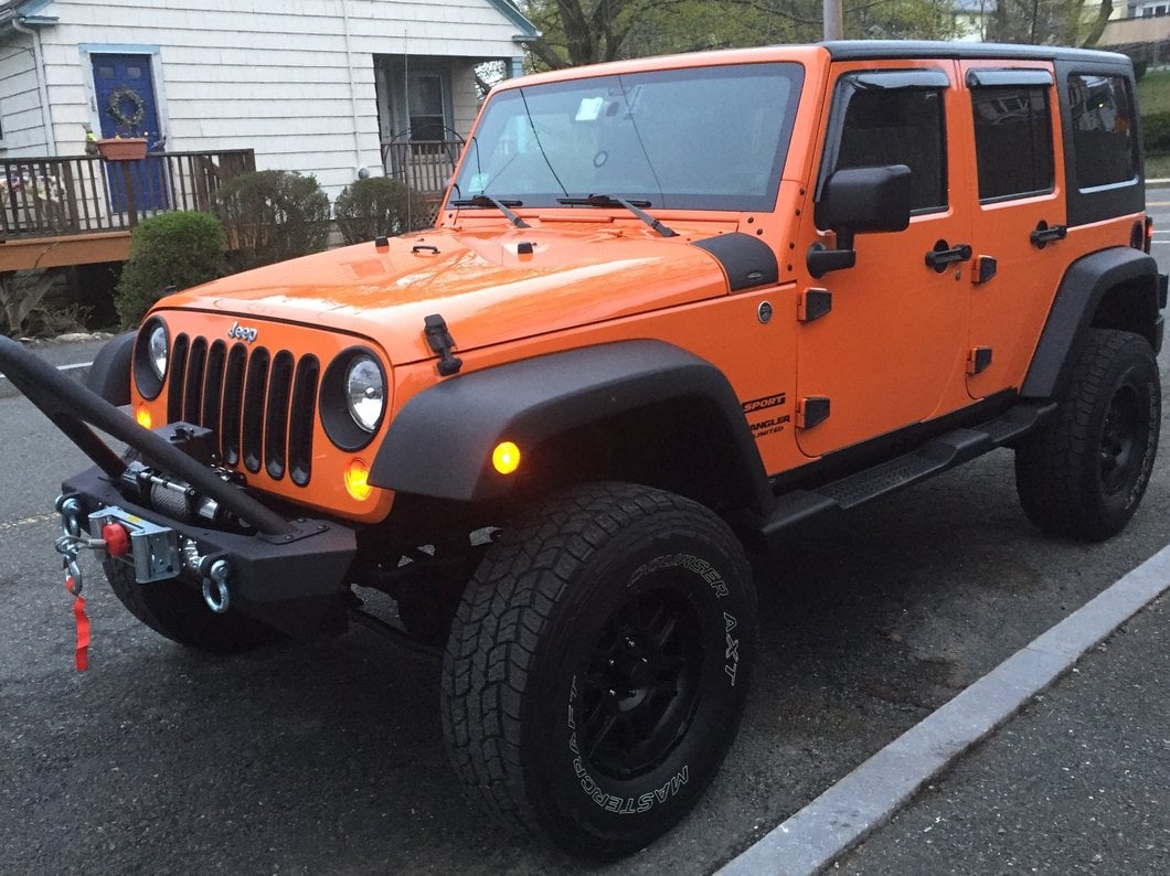 RedRock Stubby Winch Front Bumper with LED Lights and Stinger Bar (07-18 Jeep Wrangler JK)