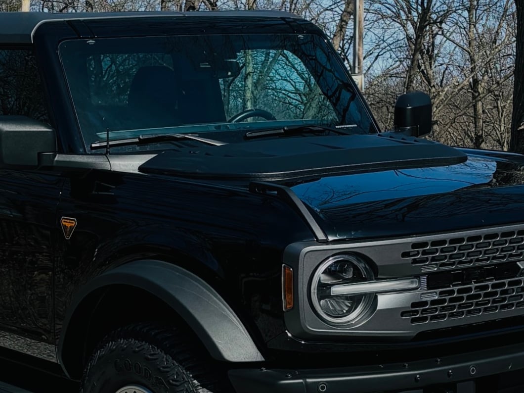 RedRock Hood Vent; Matte Black (21-25 Bronco)