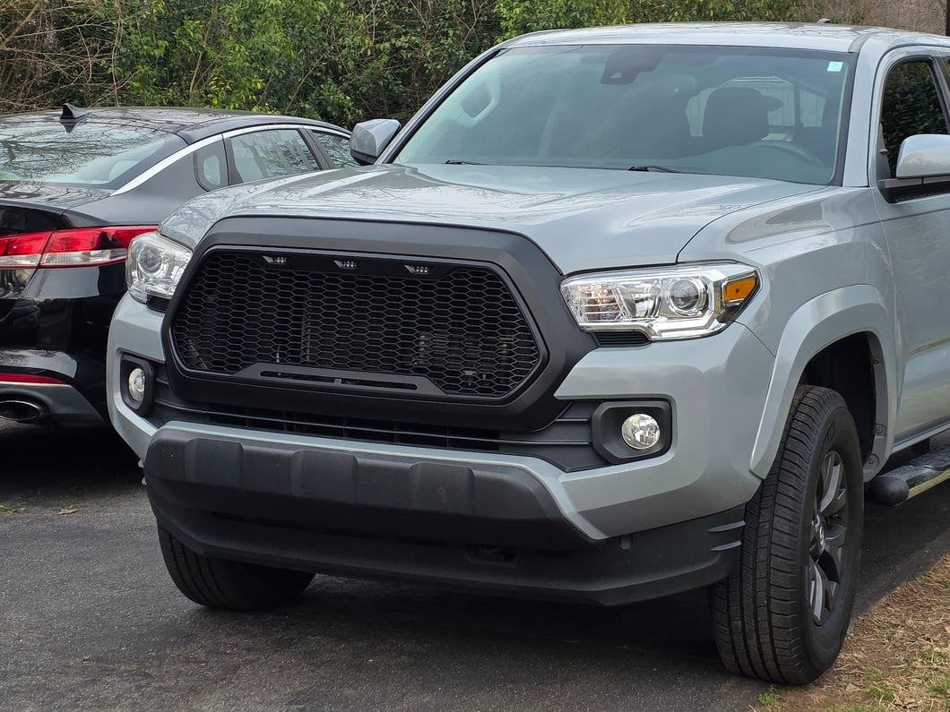 RedRock Baja Upper Replacement Grille with LED Lighting; Matte Black (16-23 Tacoma)