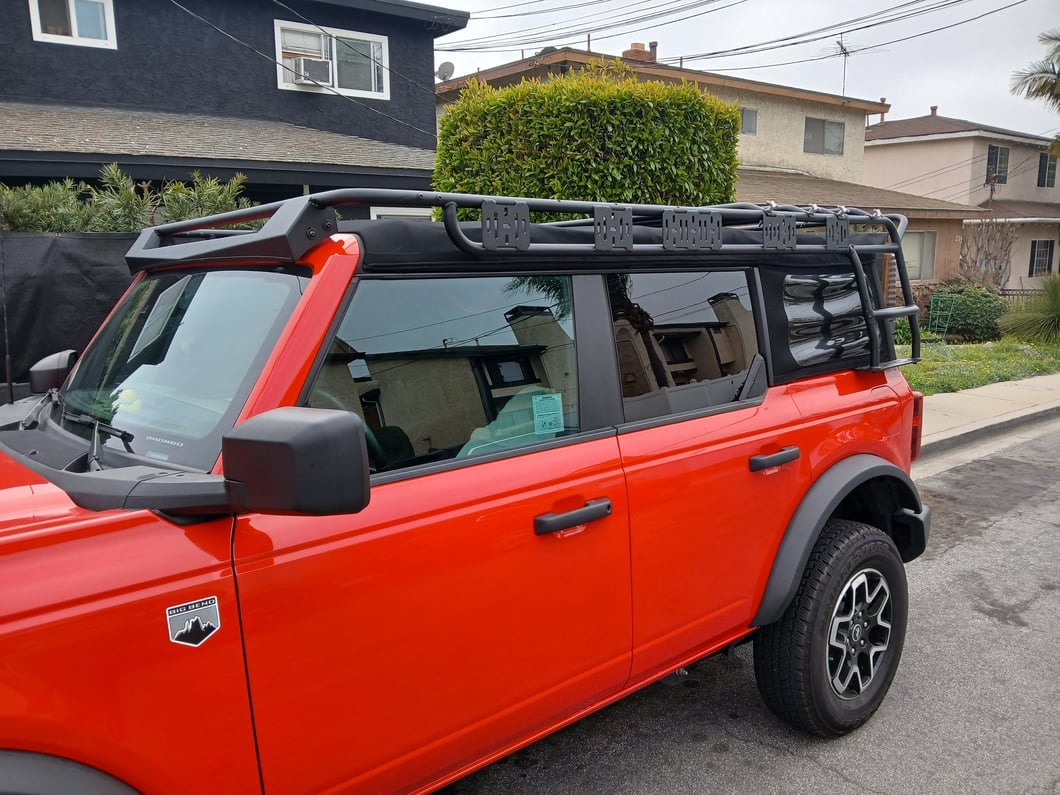 RedRock Exterior Door Trim; Carbon Fiber Appearance (21-25 Bronco 4-Door)