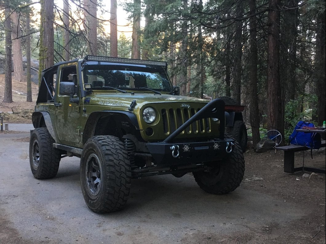 RedRock Stubby Winch Front Bumper with LED Lights and Stinger Bar (07-18 Jeep Wrangler JK)