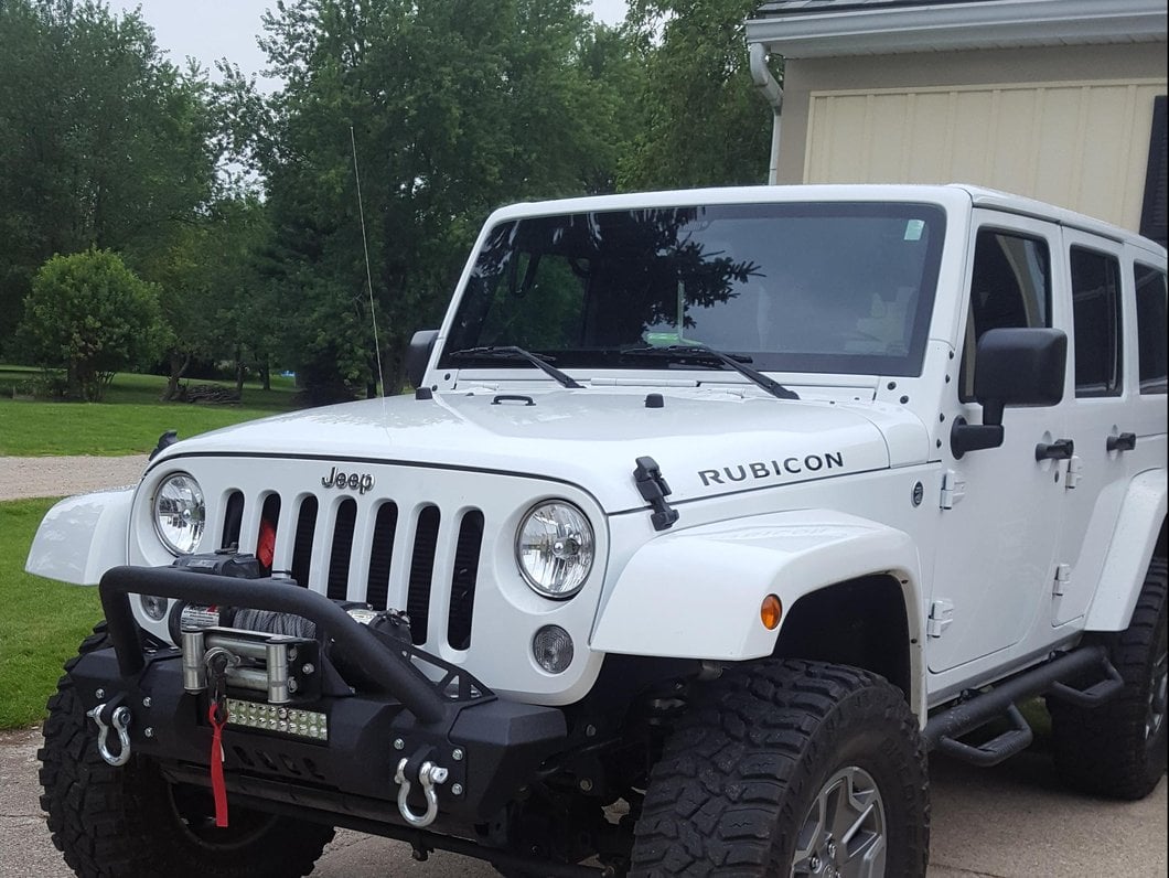 RedRock Stubby HD Pre-Runner Winch Front Bumper with Light Bar Tabs (07-18 Jeep Wrangler JK)