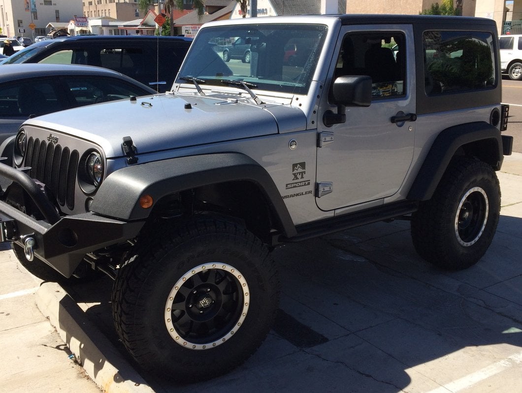 RedRock Locking Hood Catch Kit (07-18 Jeep Wrangler JK)