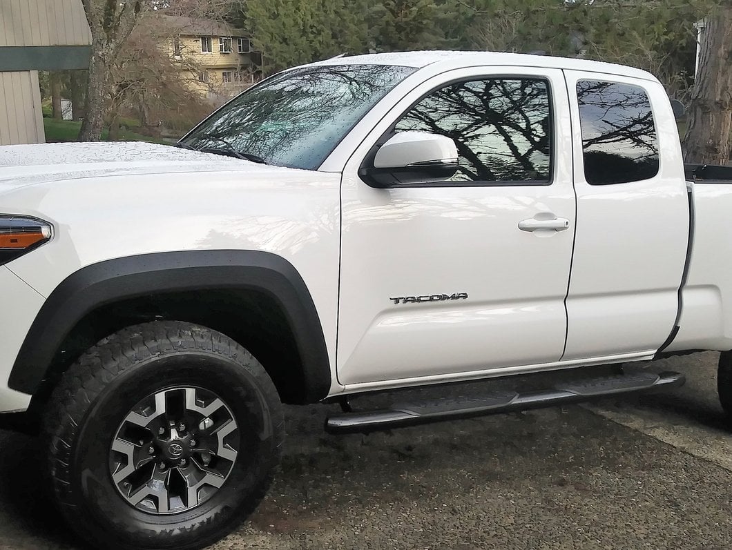 RedRock 5-Inch Oval Bent End Side Step Bars; Black (05-23 Tacoma Access Cab)