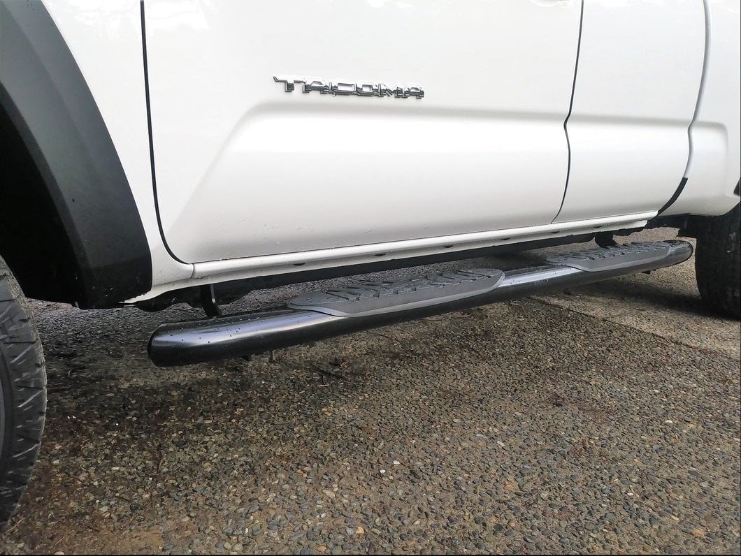 RedRock 5-Inch Oval Bent End Side Step Bars; Black (05-23 Tacoma Access Cab)