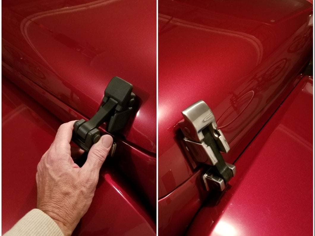 RedRock Non-Locking Fuel Door; Stainless Steel (07-18 Jeep Wrangler JK)