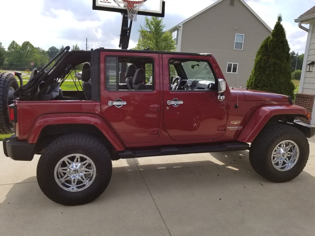 RedRock Non-Locking Fuel Door; Stainless Steel (07-18 Jeep Wrangler JK)