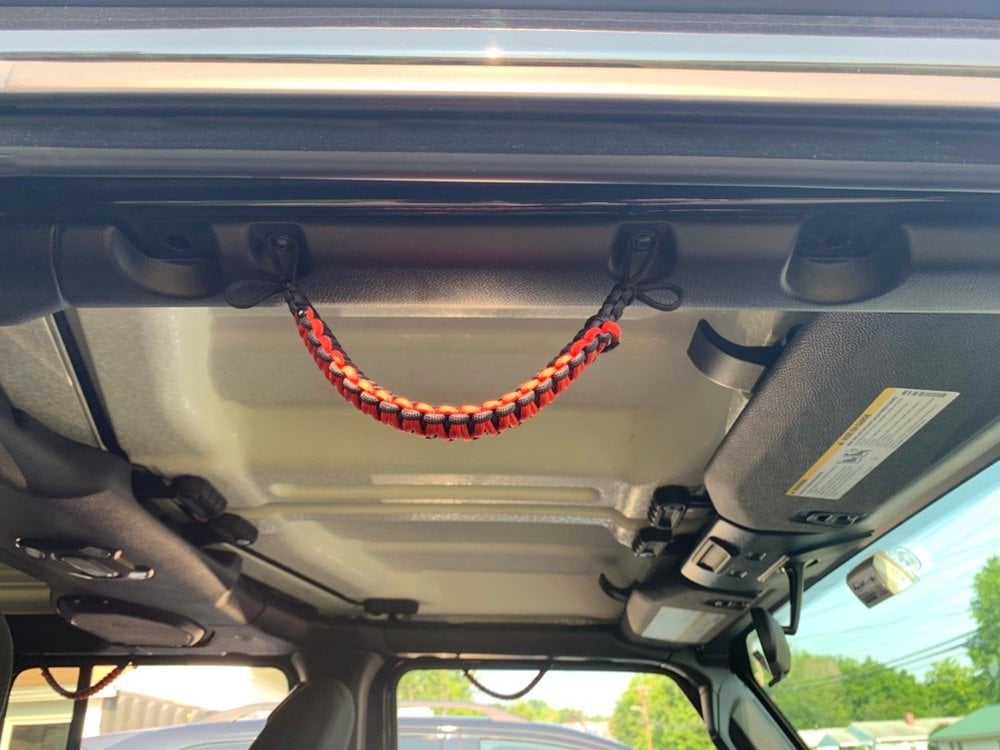 RedRock Headrest Paracord Grab Handles; Black and Red (07-25 Jeep Wrangler JK & JL)