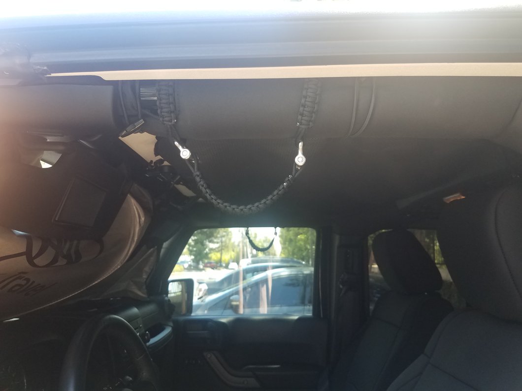 RedRock Front Rollbar Paracord Grab Handles with D-Rings; Black (07-25 Jeep Wrangler JK & JL)