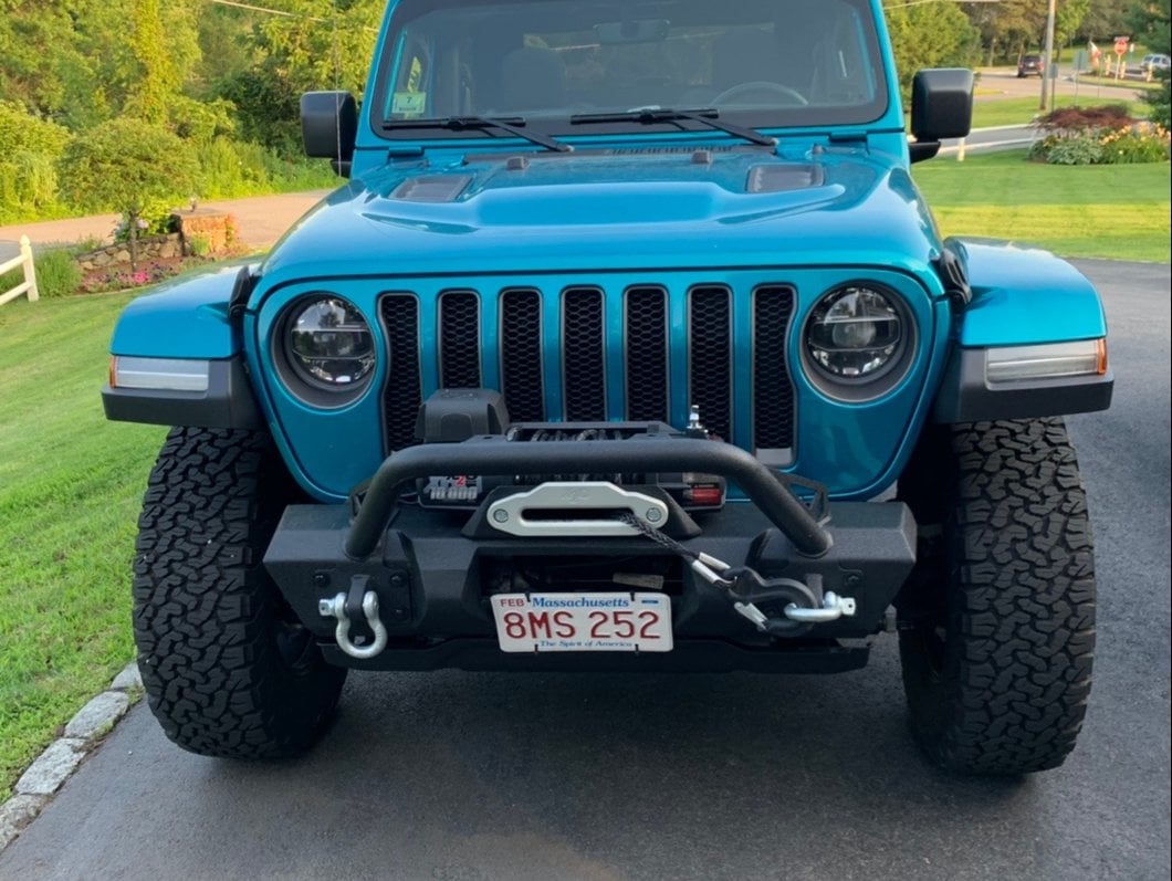 RedRock Stubby HD Pre-Runner Winch Front Bumper with Light Bar Tabs (18-25 Jeep Wrangler JL)