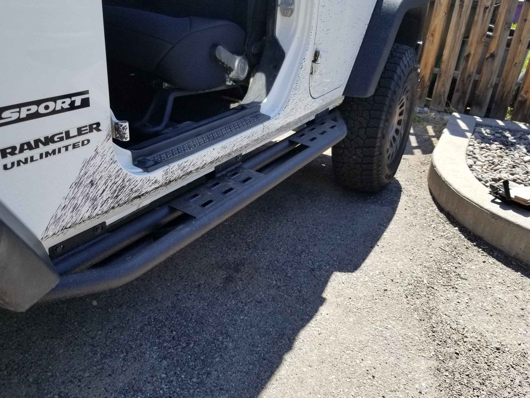 RedRock Side Armor with Step Pads; Textured Black (07-18 Jeep Wrangler JK 4-Door)