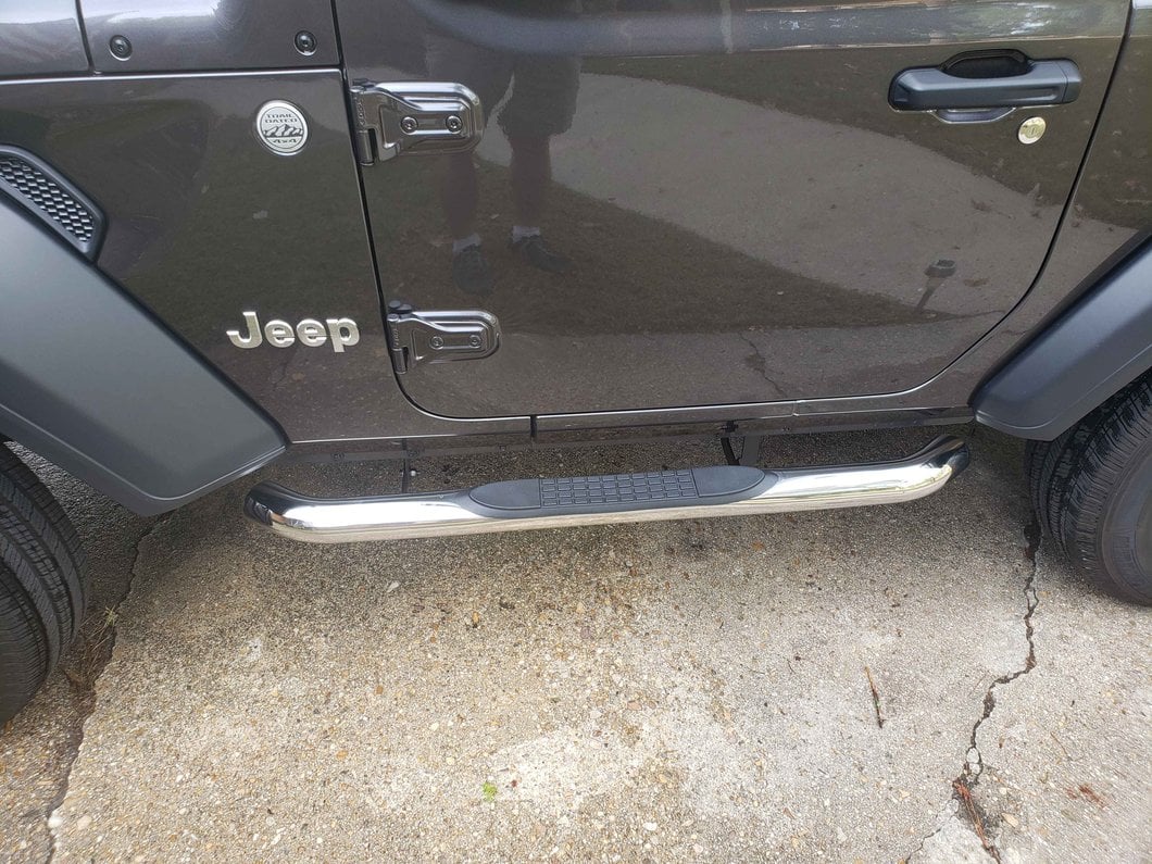 RedRock 3-Inch Round Curved Side Step Bars; Stainless Steel (18-25 Jeep Wrangler JL 2-Door)