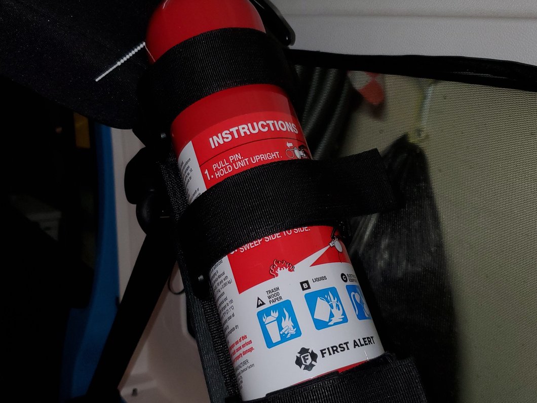 RedRock Roll Bar Fire Extinguisher Mount (07-18 Jeep Wrangler JK)