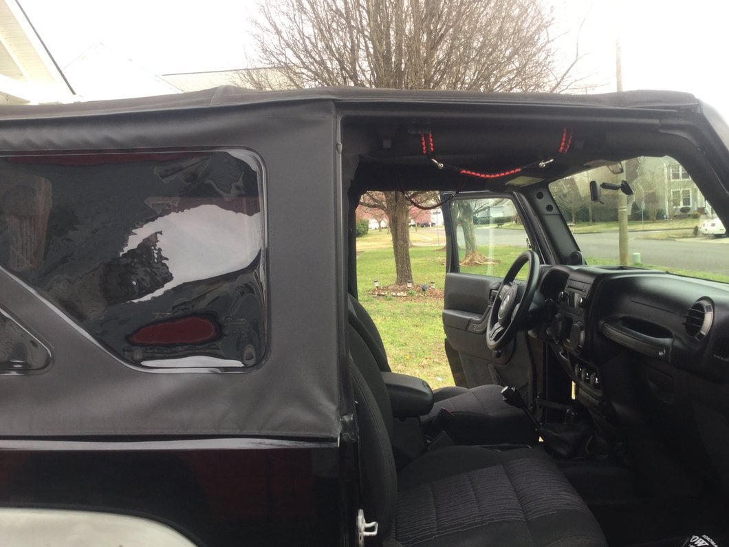 RedRock Front Rollbar Paracord Grab Handles with D-Rings; Black and Red (07-18 Jeep Wrangler JK)