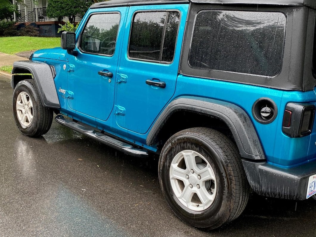 RedRock 4-Inch Oval Curved Side Step Bars; Semi-Gloss Black (18-25 Jeep Wrangler JL 4-Door)