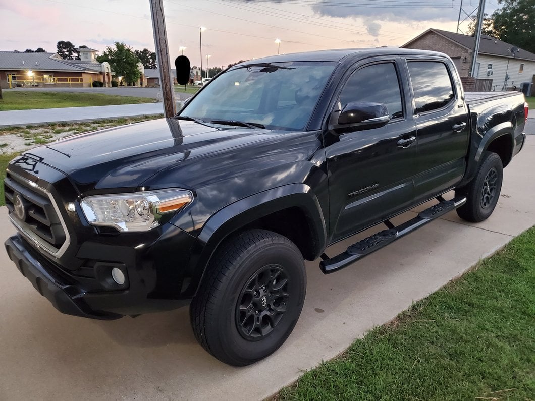 RedRock 5-Inch Oval Bent End Side Step Bars; Black (05-23 Tacoma Double Cab)