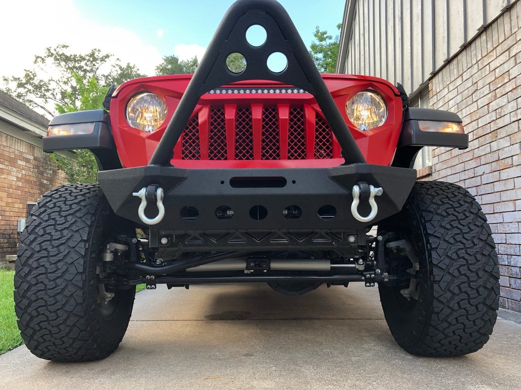 RedRock Stubby Winch Front Bumper with Stinger Bar (20-25 Jeep Gladiator JT)