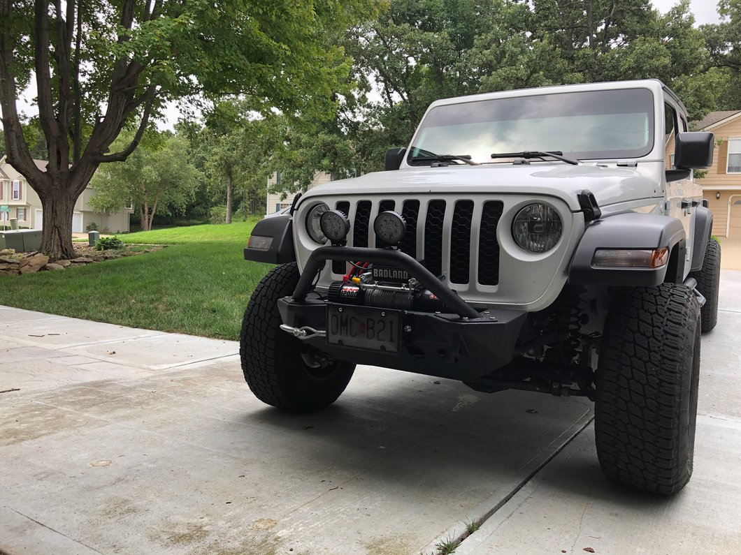 RedRock Stubby Front Bumper (20-25 Jeep Gladiator JT)