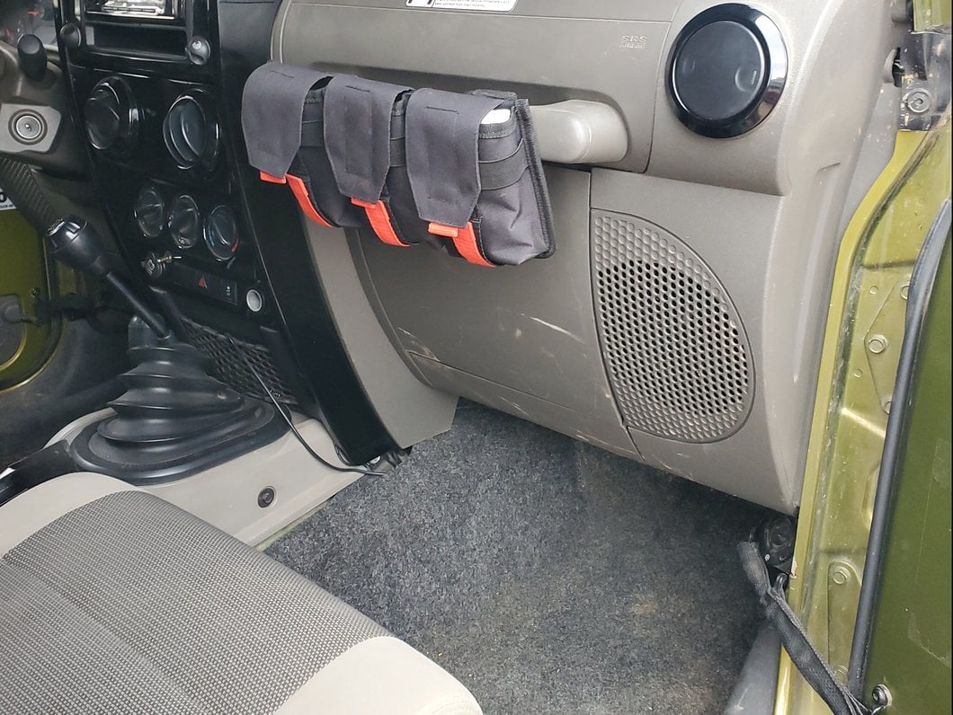 RedRock Alterum Series Grab Handle Storage Bag; Tri Pocket (07-25 Jeep Wrangler JK & JL)