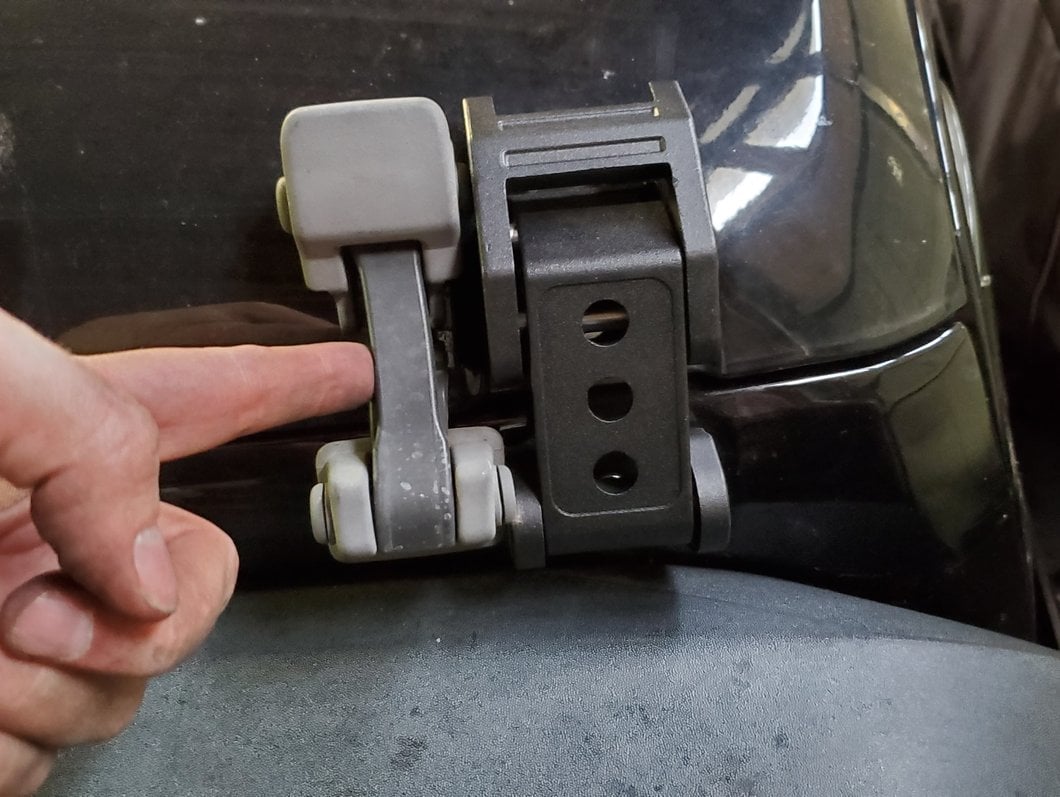 RedRock Billet Hood Catch Kit (07-18 Jeep Wrangler JK)